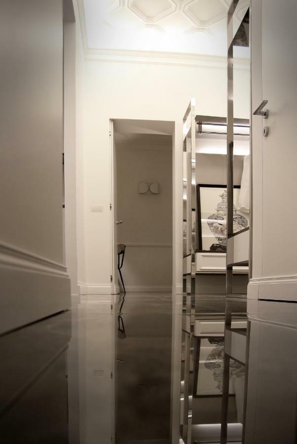 Suite Via Roma 119 لا سبيتسْيا المظهر الخارجي الصورة
